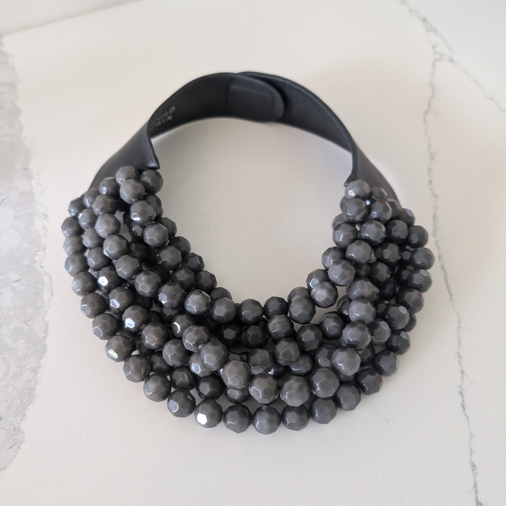 Elegant Gray Bella necklace